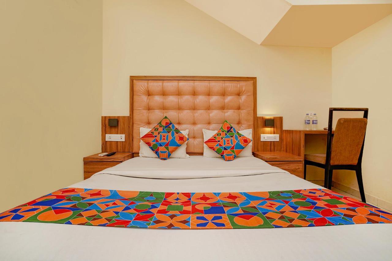 Fabexpress Emerald Inn Bombay Extérieur photo