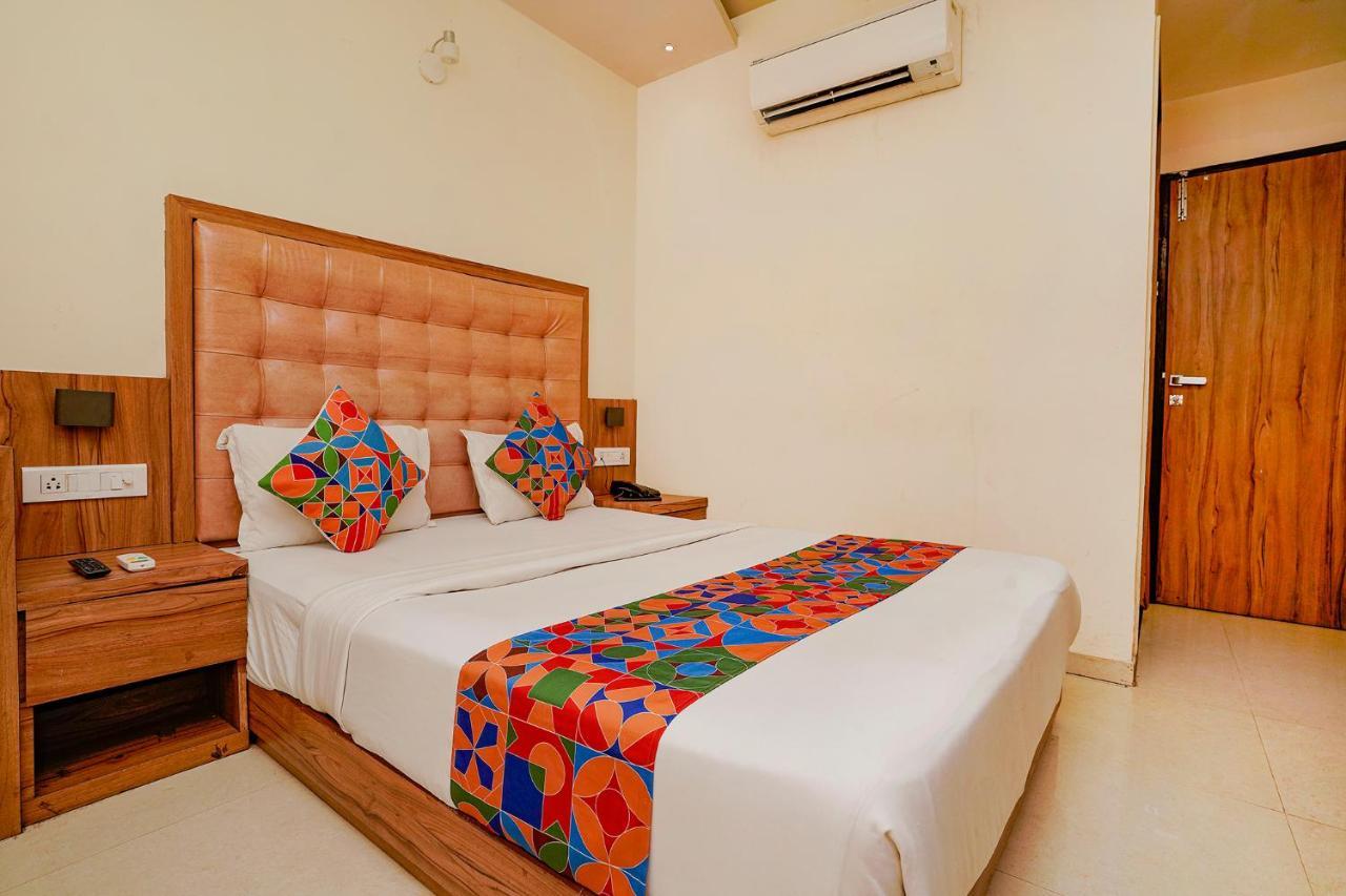 Fabexpress Emerald Inn Bombay Extérieur photo